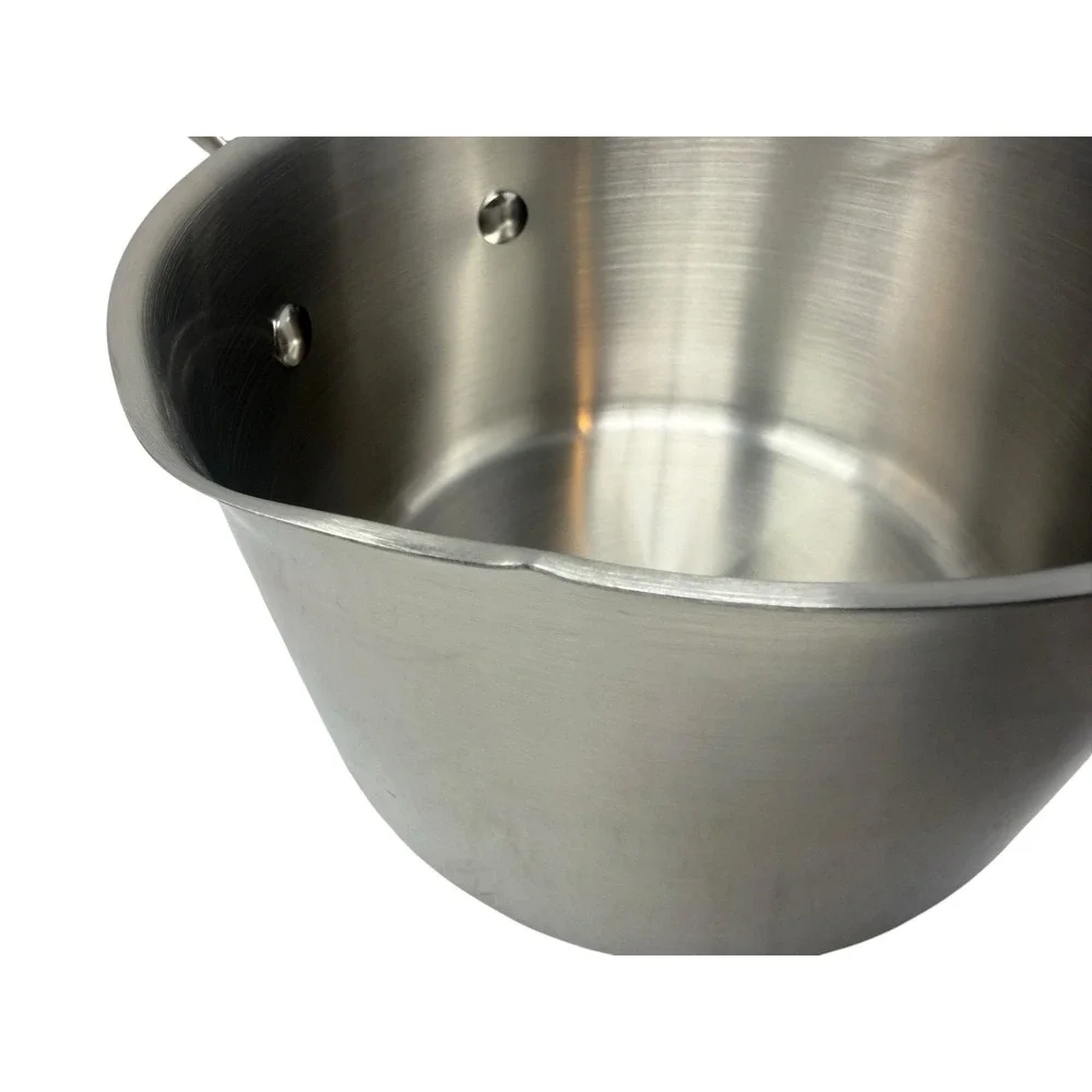 Calphalon 2 1/2 Qt 2.5 Saucepan Pot 87025 Dual Pour Spout‎ Stainless Small Dent
